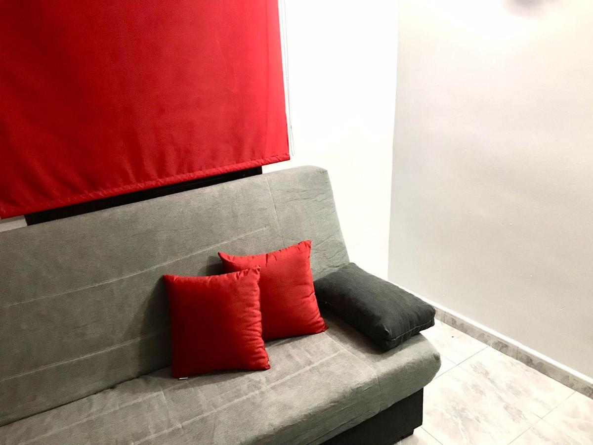 Agradable Apartamento En Zona Malasana Madrid Exterior photo