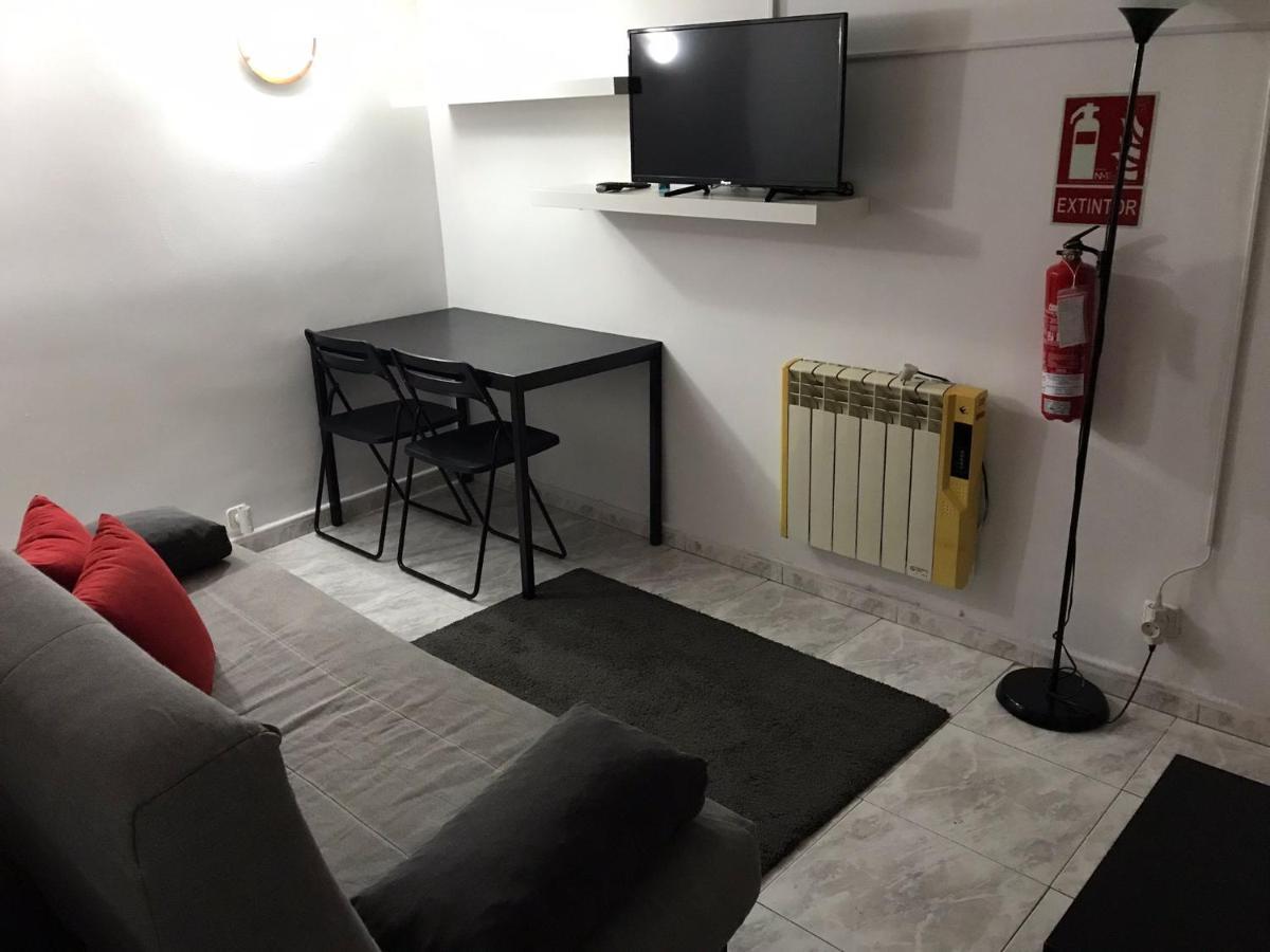 Agradable Apartamento En Zona Malasana Madrid Exterior photo